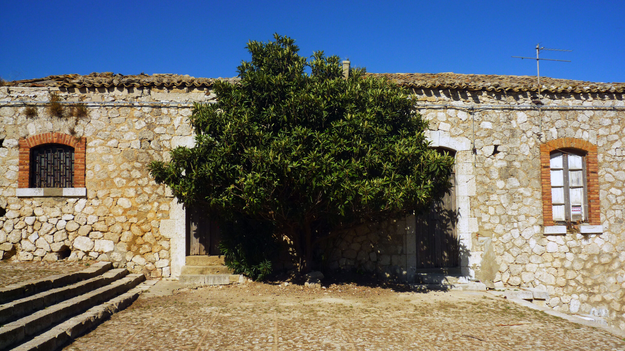 Borgo Santa Rita 46 borgo santa rita, caltanissetta, barone la lumia, sicilia, riforma agraria, vacuamoenia, panificio santa rita