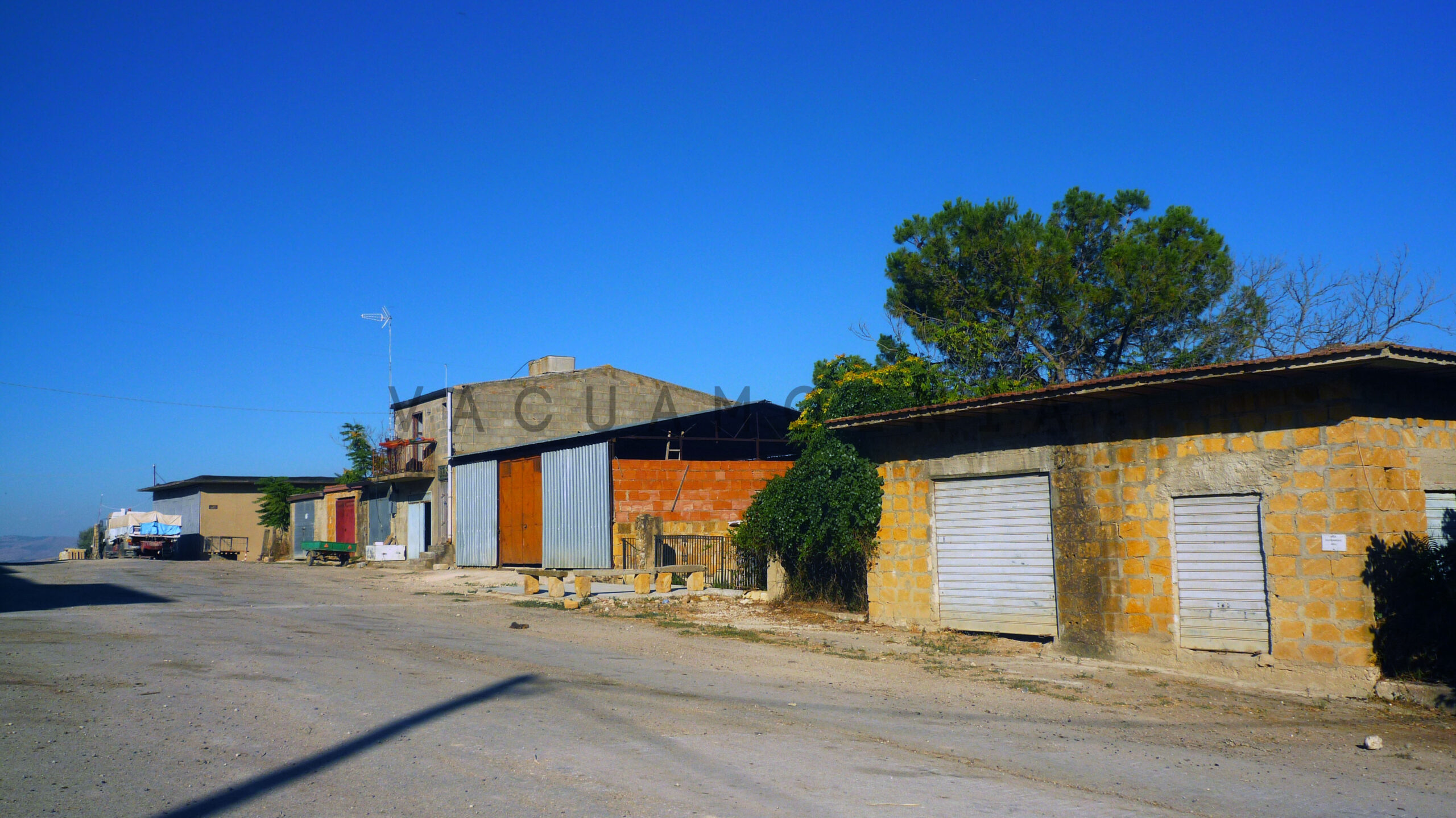 Borgo Santa Rita 41 borgo santa rita, caltanissetta, barone la lumia, sicilia, riforma agraria, vacuamoenia, panificio santa rita